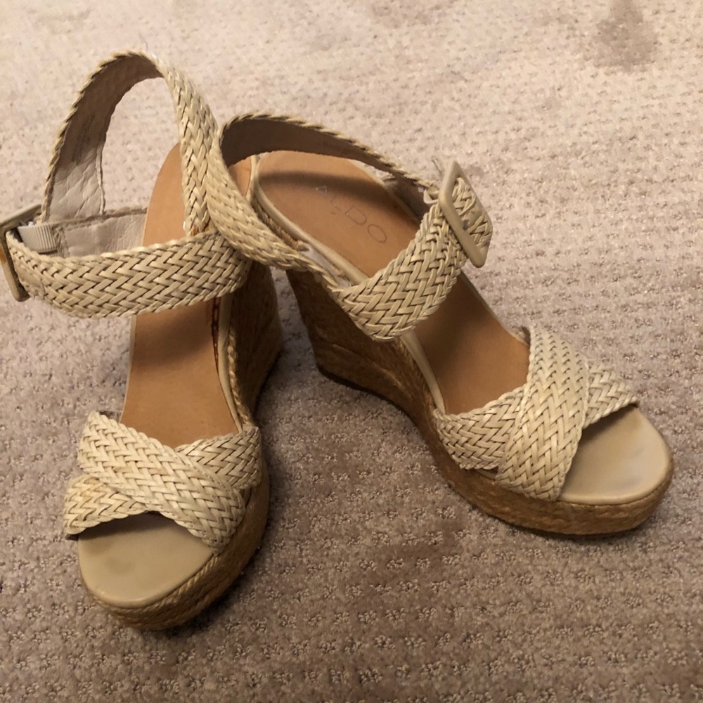 Aldo wedges